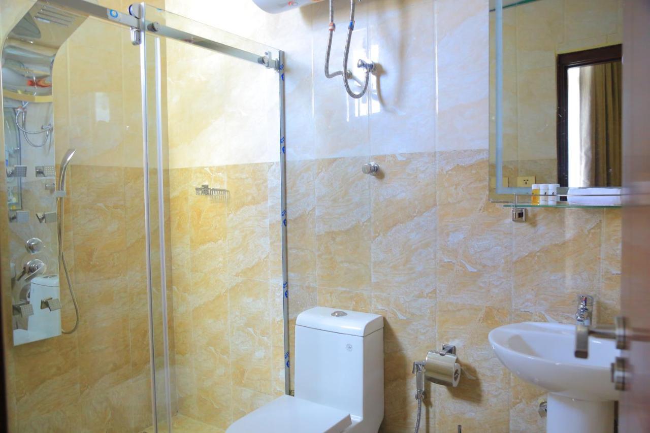 Black Horse Hotel Apartment 아디스아바바 외부 사진