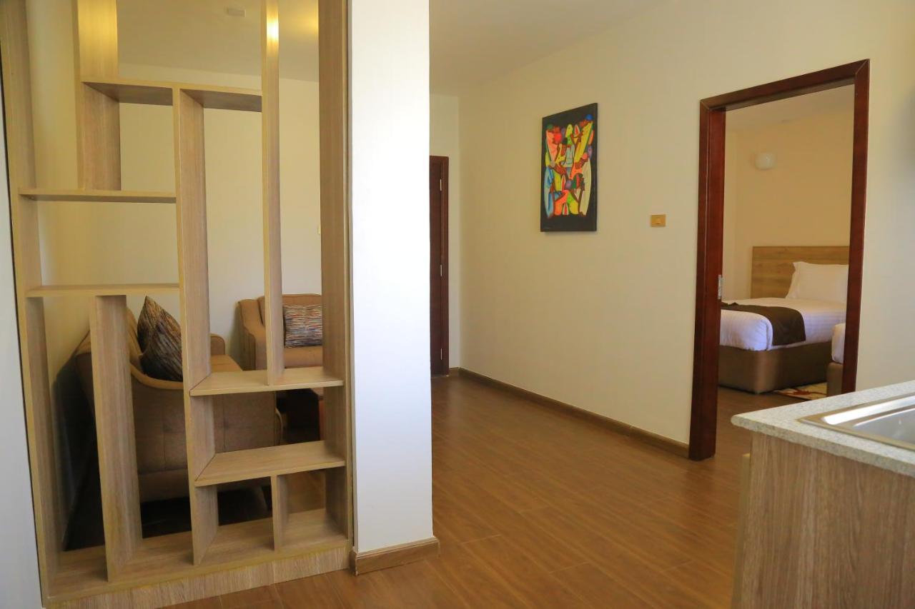 Black Horse Hotel Apartment 아디스아바바 외부 사진