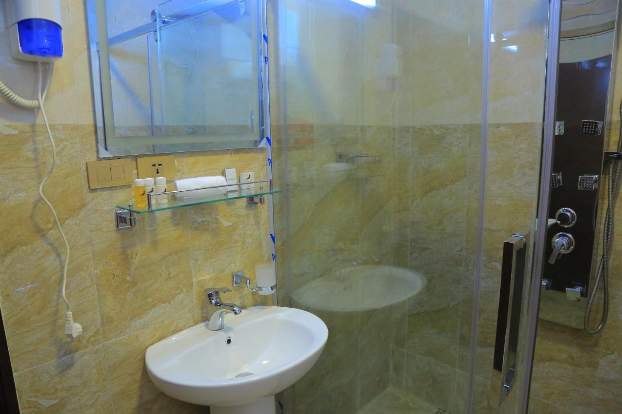 Black Horse Hotel Apartment 아디스아바바 외부 사진