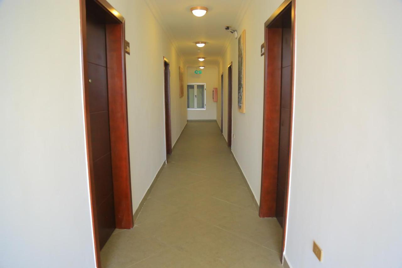 Black Horse Hotel Apartment 아디스아바바 외부 사진
